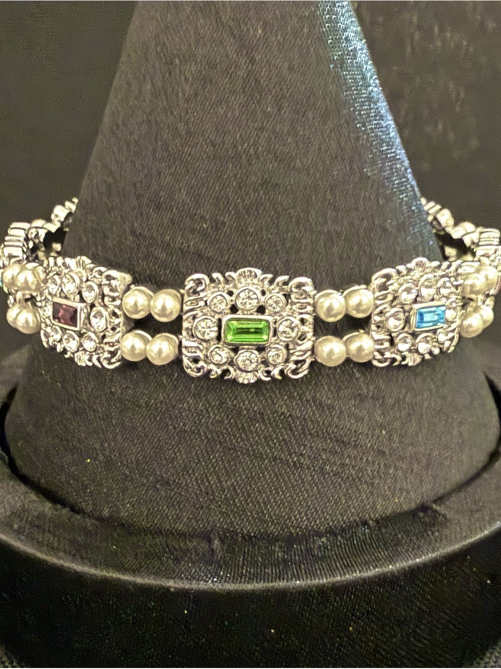 Camrose & Kross JBK Jackie Kennedy Crystal Faux Pearl Bracelet Box & COA